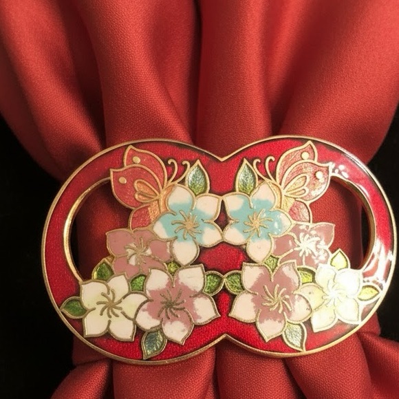 Beautiful red enamel scarf ring with butterflies flowers SCARF RING CLOISONNÉ 2” - Picture 2 of 6